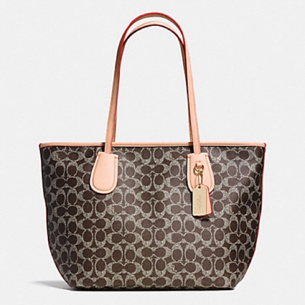 ❌❌sold❌❌Coach Taxi Zip tote - Picture 8 of 8
